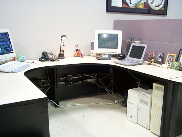 Internet Services Hosting #413<br>1,152 x 864<br>Published 9 years ago